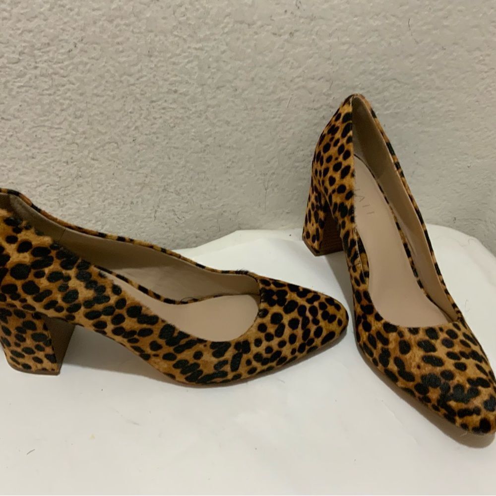 New with box 1.STATE HALEE 2 PUMP COW HAIR FUR~ 12 M